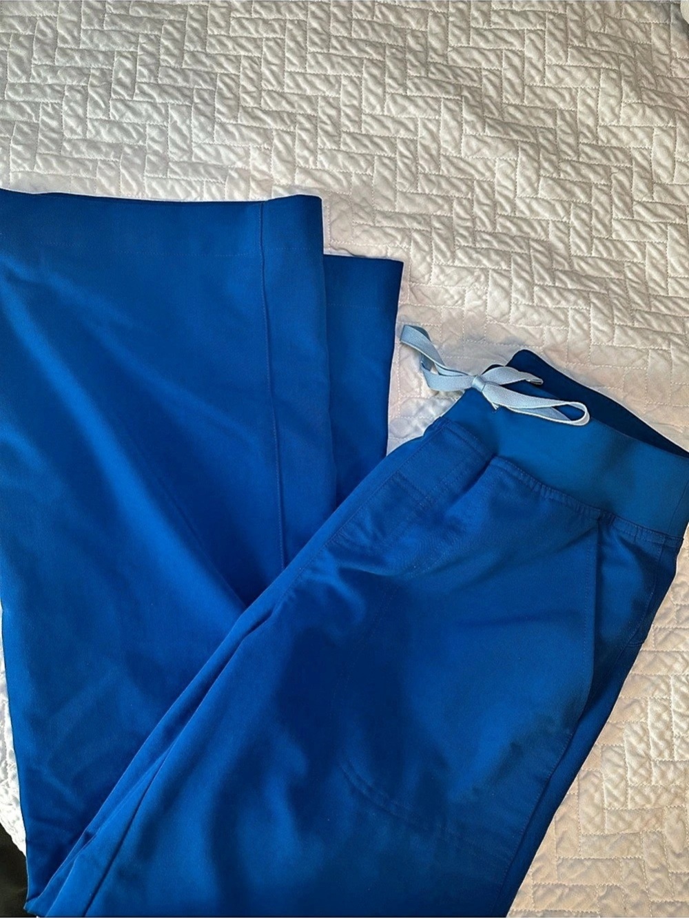 FIGS Isabel high rise wide leg scrub pants